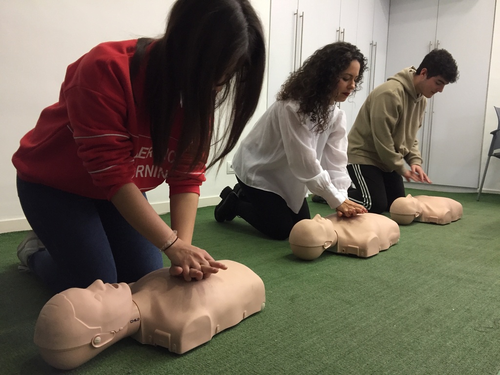 Curso de Soporte Vital Básico y Manejo del Desfibrilador